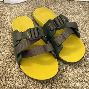 Chaco Chillos Slide Waterproof Sandals Kids‎ 4 Scarab Gray & Lime